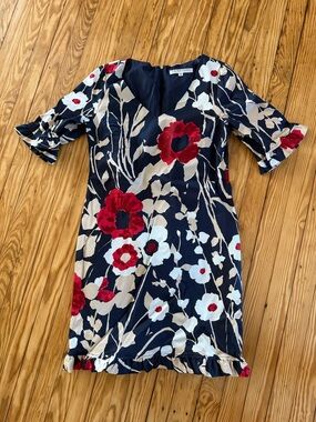 Trina Turk Navy V-Neck Shift Dress with Red & White Flowers Size 10